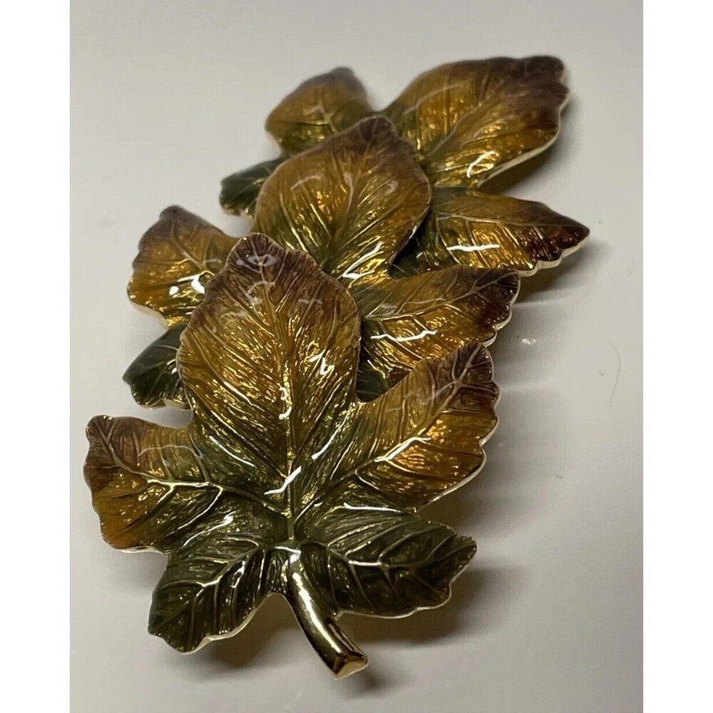Vintage Autumn Fall Leaves Gold Tone Enamel Brooch Pin Green‎ Gold Brown 3D
